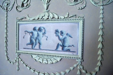 Plaster and 'relief' in the dining room