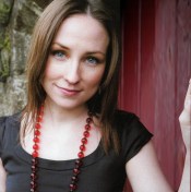 Borrowed from: http://www.theapricity.com/forum/showthread.php?100437-A-Brief-Look-at-the-Highlands-and-the-Isles&s=04e011fda08998a2f73e3e30bff3dbd3 Julie-Fowlis-julie-fowlis-33186472-794-800