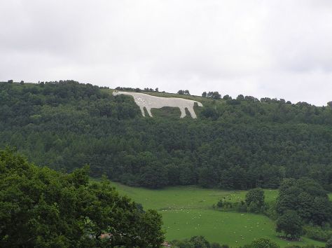 Source: Afterbrunel, via https://commons.wikimedia.org/wiki/File:Sutton_white_horse.jpg